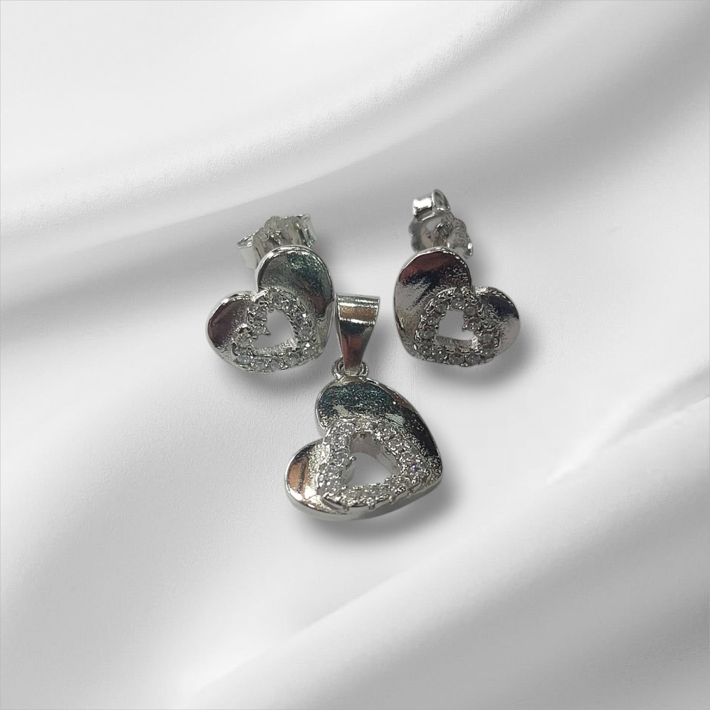 Sweetheart Sparkle Platinum Plated Silver Pendant & Earrings Set