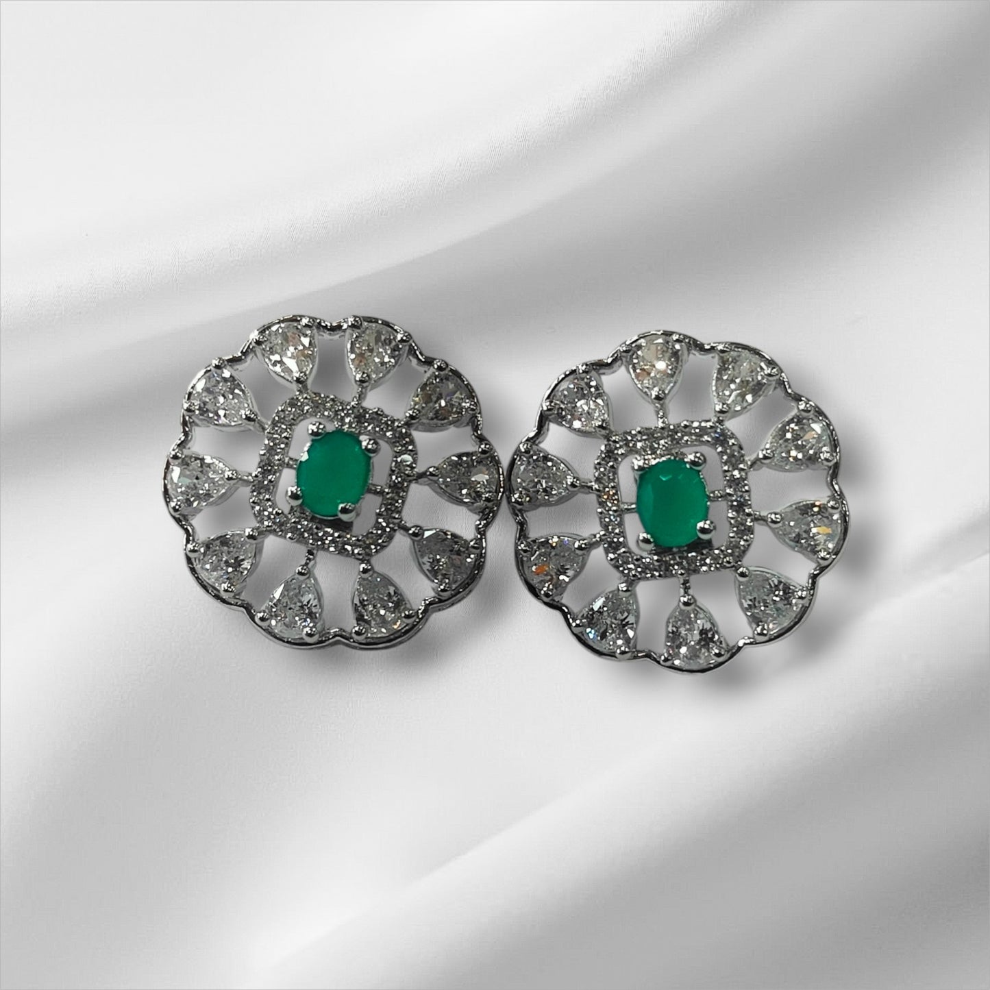 Emerald Bloom Platinum Plated Silver Pendant and Earrings Set