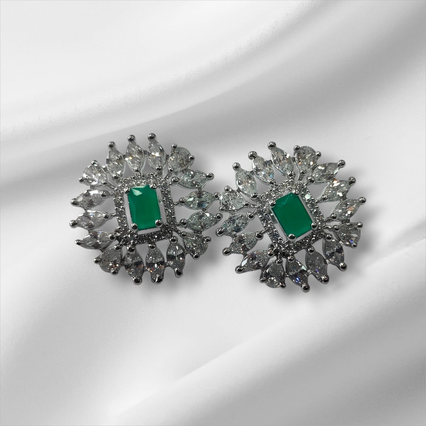 Emerald Sunburst Platinum Plated Silver Pendant and Earrings Set