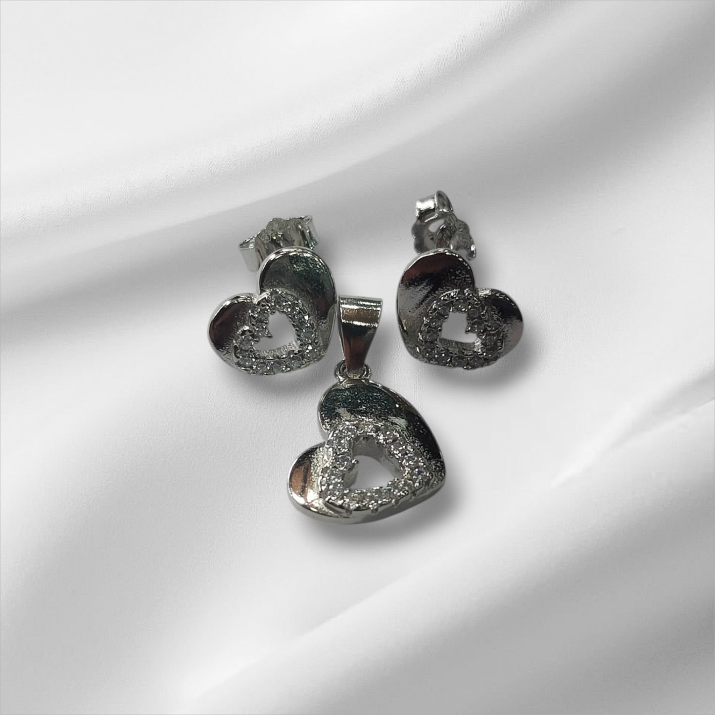 Sweetheart Sparkle Platinum Plated Silver Pendant & Earrings Set