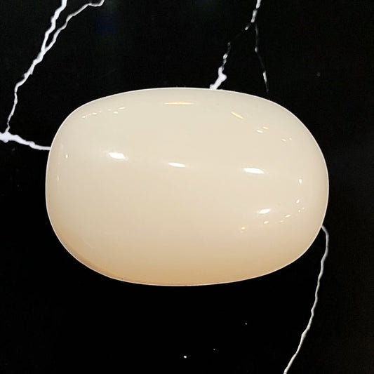White Moonga (3.95 Carats)