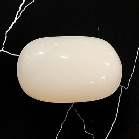White Moonga (4.05 Carats)