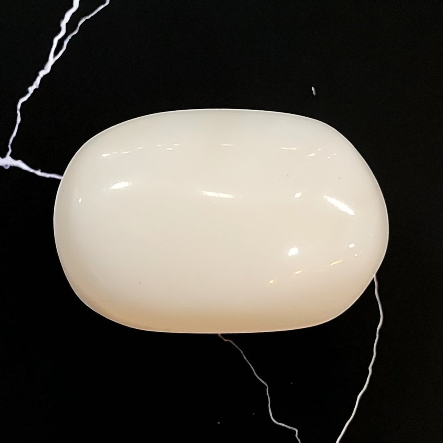 White Moonga (7 Carats)