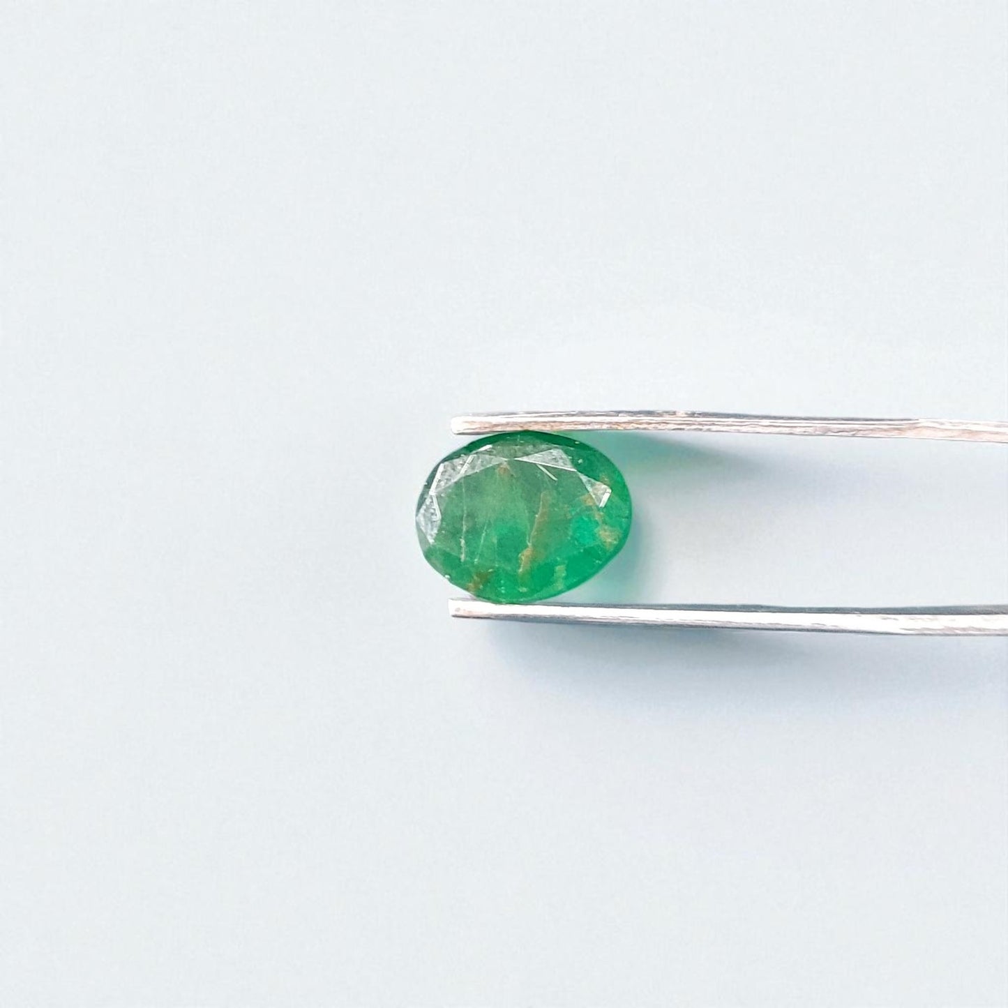 Natural Emerald (Panna) – 2.5 Carat