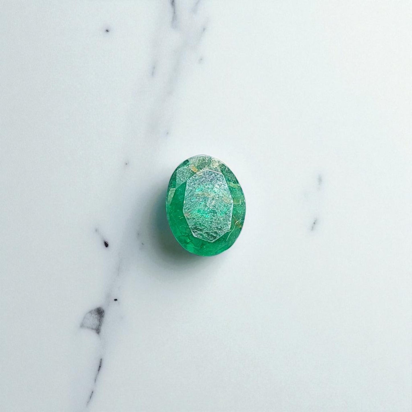 Natural Emerald (Panna) – 2.5 Carat