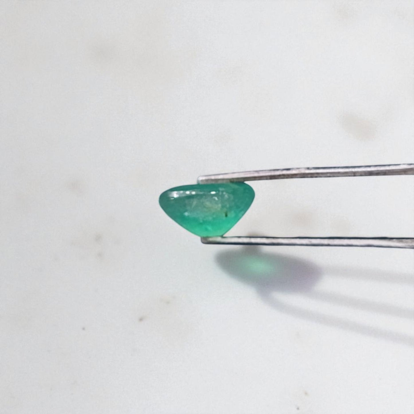 Natural Emerald (Panna) – 2.65 Carat | Oval Cut